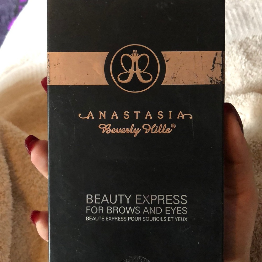 Anastasia Brow Kit